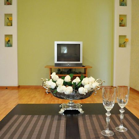 Apartment On Karbyshewa 1 Grodno Buitenkant foto